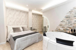 Silver Suite Coliseum Rome